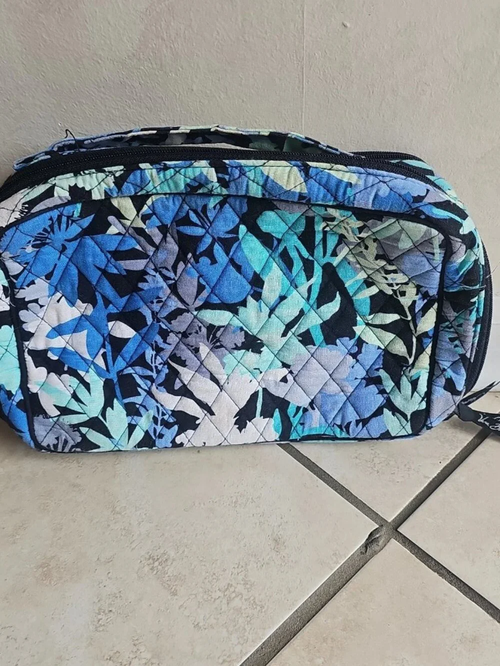 Vera Bradley Retired Camofloral Grand Cosmetic Case